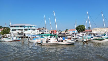 Vissersschepen in Belize