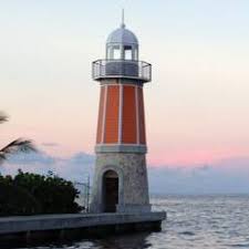 Vuurtoren met blauw licht