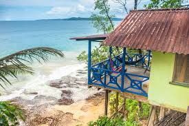 Trimaran verwaarloosd